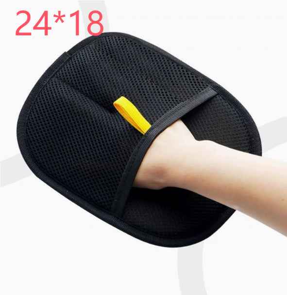 Pet Grooming Glove – Dog & Cat Deshedding Hair Remover Mitt